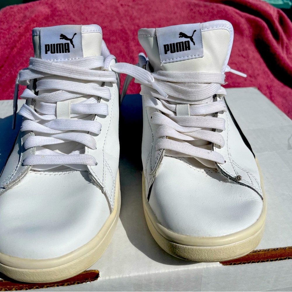 Puma shoes smash v2